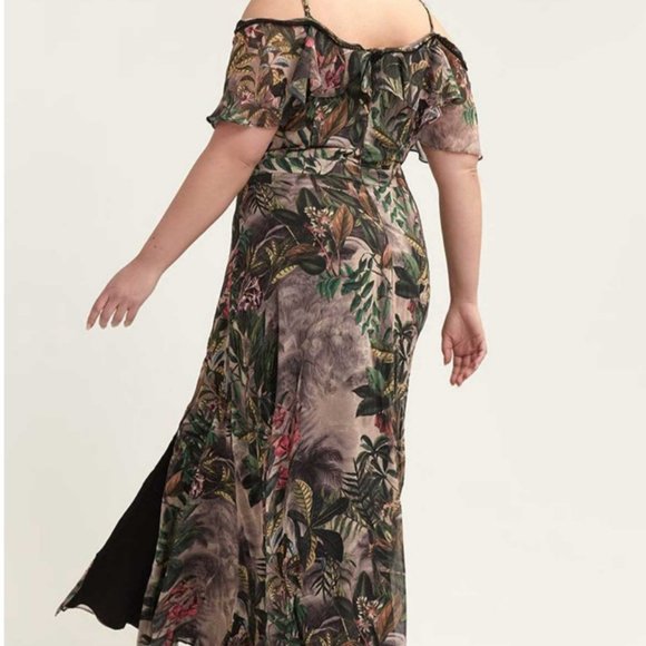 Brand New City Chic Tropical Print Maxi Dress - Picture 7 of 9